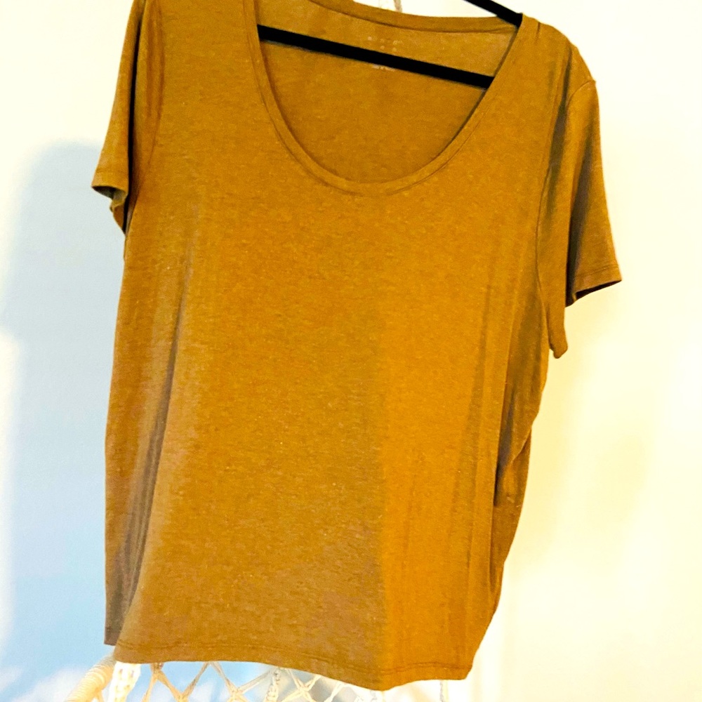 T-shirts